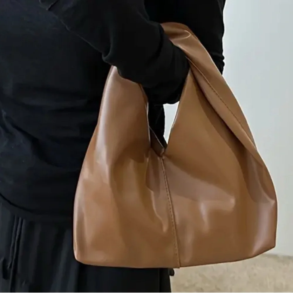 Elegant Brown Handbag - Picture 2 of 2